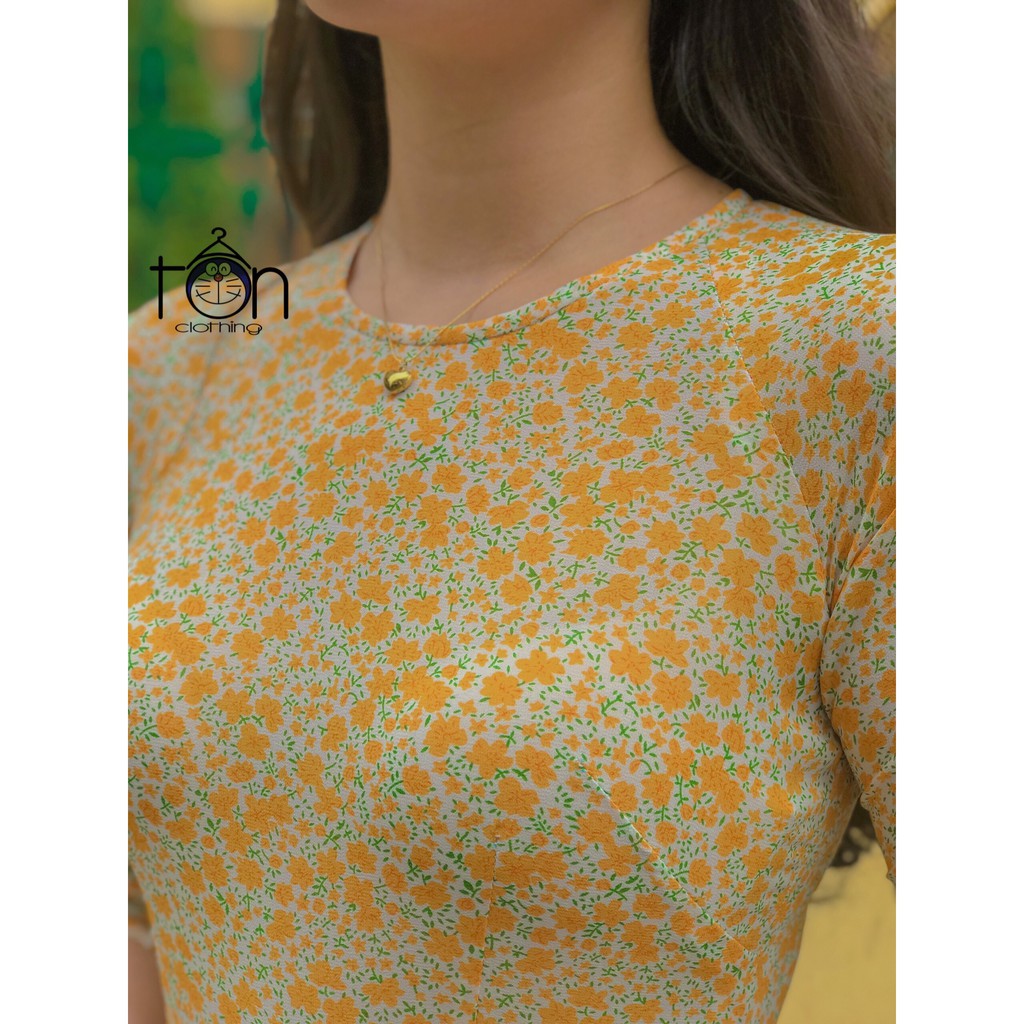 Set áo dài nữ Ton.Clothing kiểu truyền thống cổ tròn tay lỡ vải mịn mát họa dễ thương xinh xắn màu hoa nhí vàng AOD001
