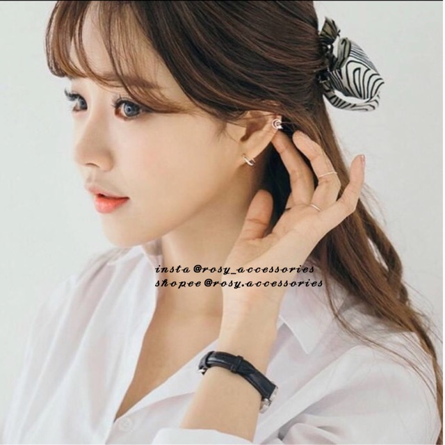 ROSY - KHUYÊN TRÒN KẸP ĐEO TAI MÔI MŨI V BTS