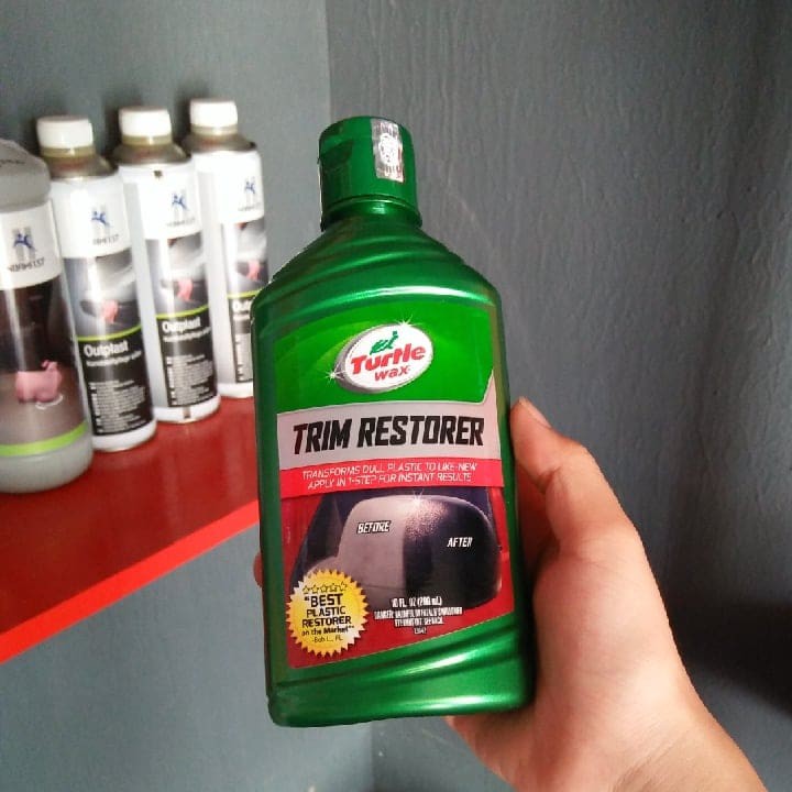 Phục hồi làm đen nhựa Turtle Wax trim restorer ( Có mút ) 296ml chamsocxestore