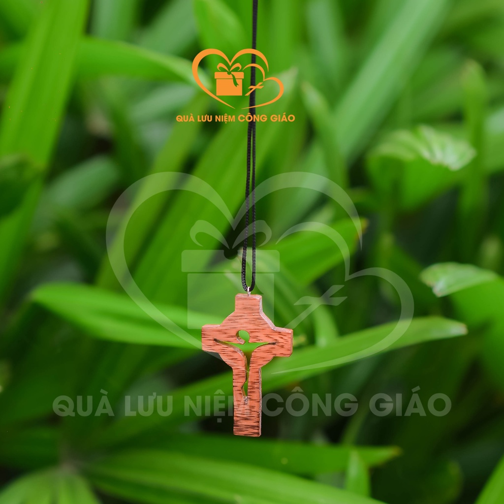 Vòng cổ mặt Thánh Giá bằng gỗ nhiều kích thước