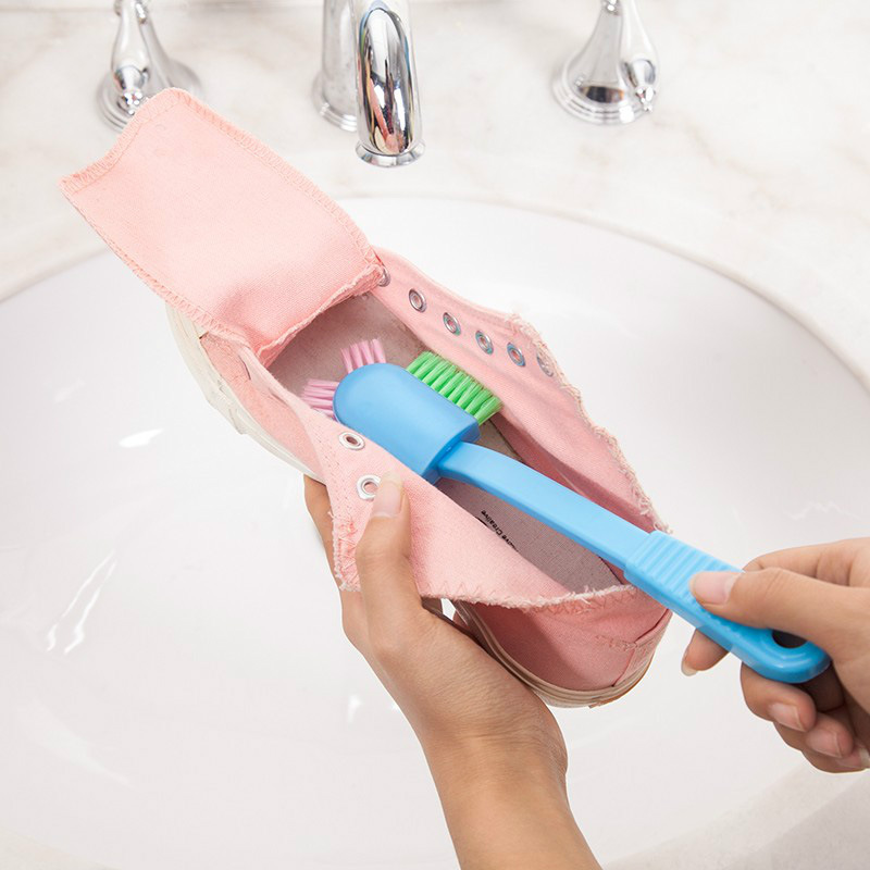 Bàn chải cán dài vệ sinh giày đa năng sử dụng tiện lợi