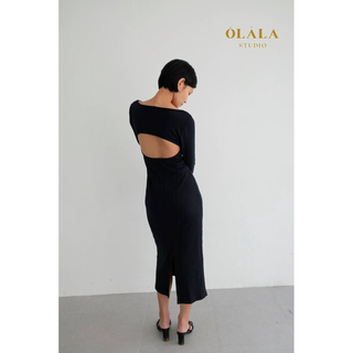 OLALASTUDIO đầm thun body tay dài cổ thuyền khoét lưng