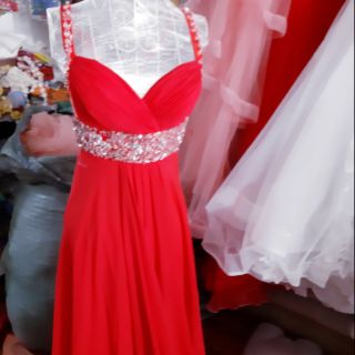 Váy cưới thanh lý...