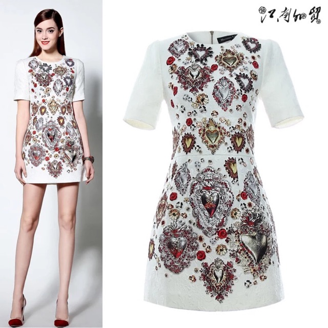 Đầm gấm họa tiết đính đá qccc