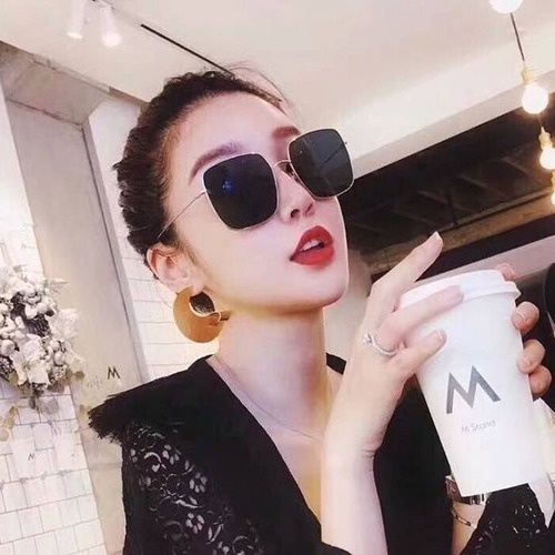 Kính Mát Gọng Vuông Thời Trang Cho Nam Nữ