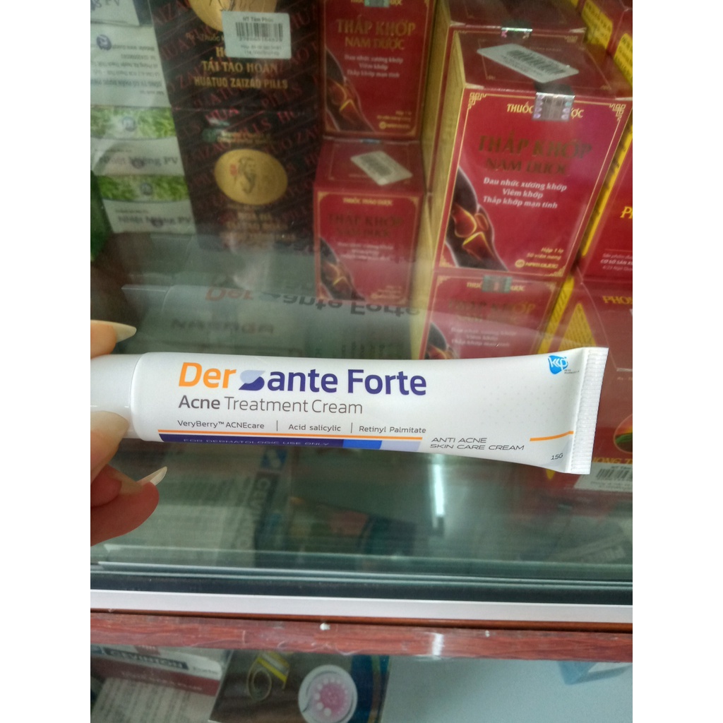 Kem bôi mụn dersante forte