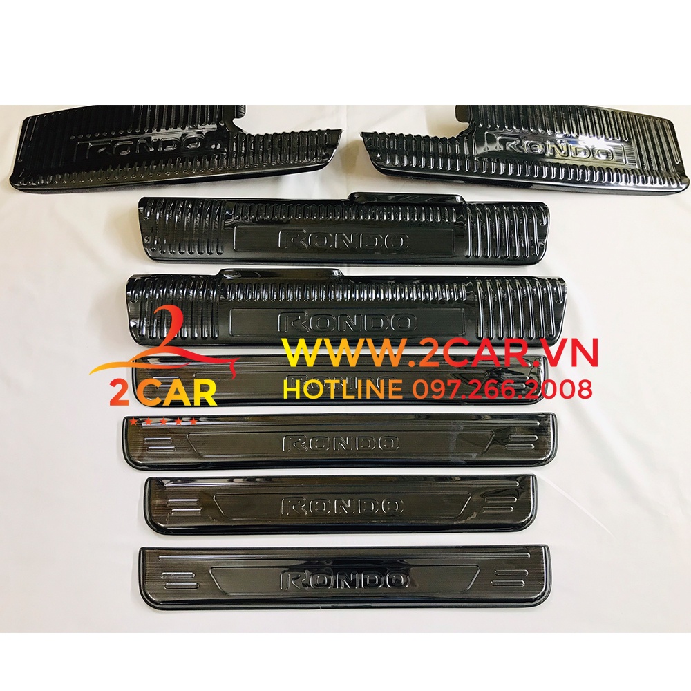 Ốp bậc cửa chân xe RONDO, nẹp bước chân Kia RONDO 2015-2021, chất liệu titan