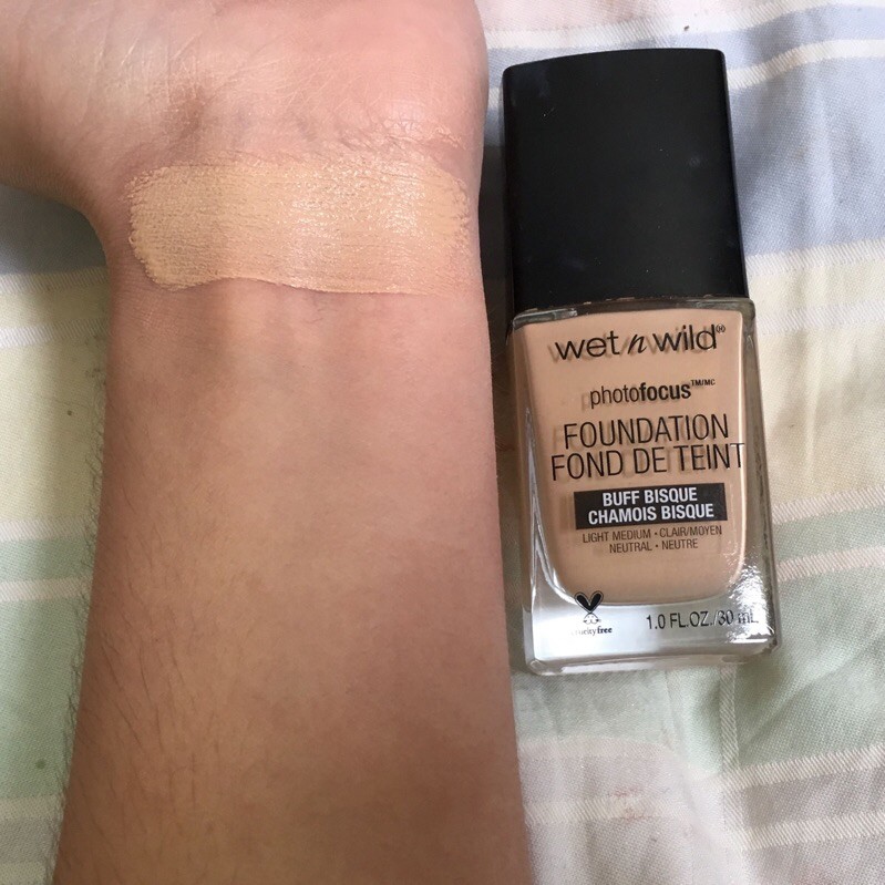 Kem nền Wet n Wild photofocus foundation màu Buff Bisque 366C