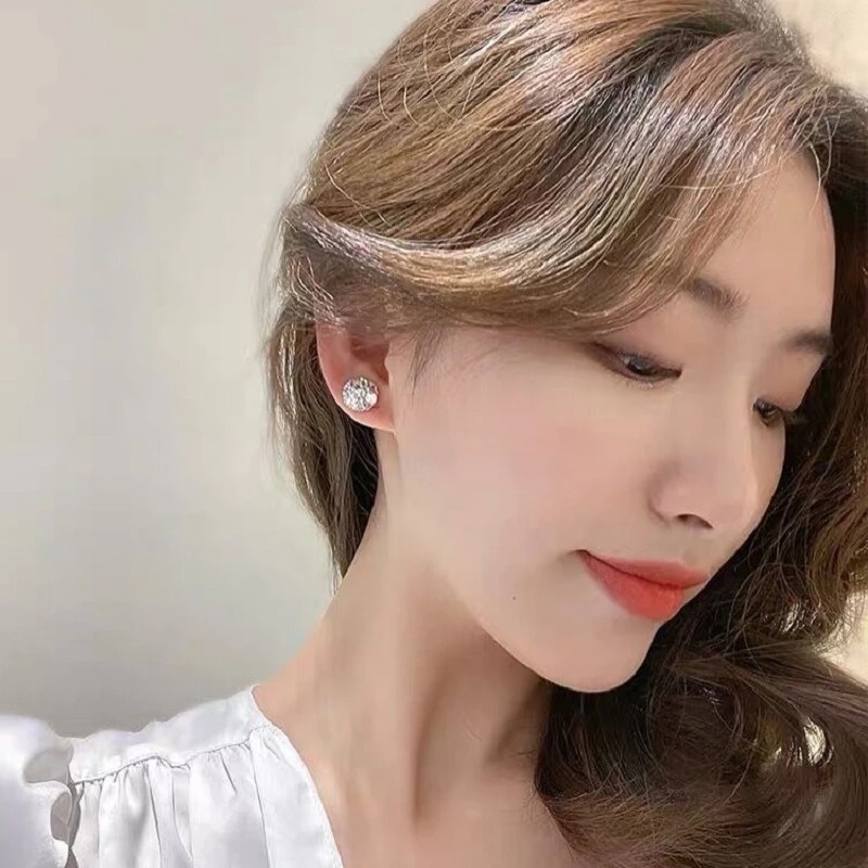 1 Đôi Khuyên Tai Nam Châm Đính Đá Pha Lê Không Cần Xỏ Lỗ