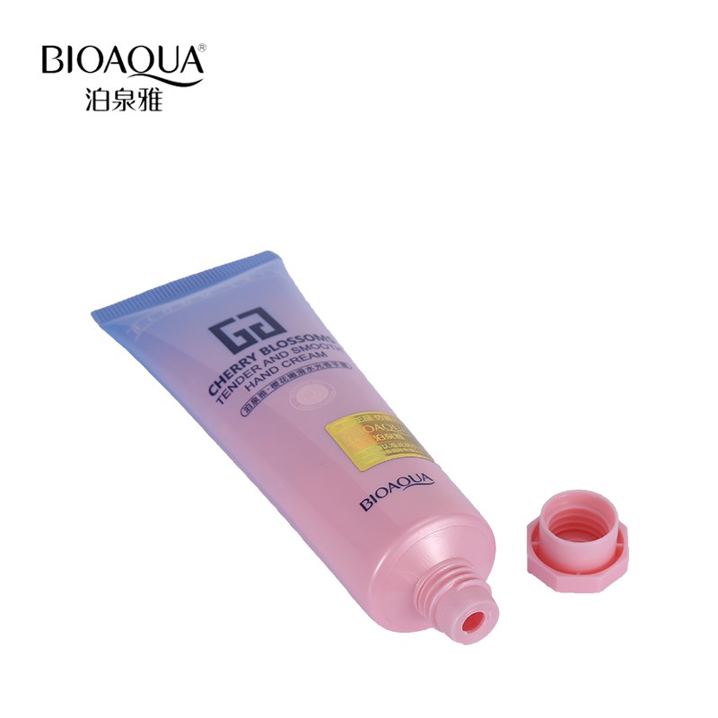 Kem dưỡng tay Bioaqua với thành phần hoa anh đào tự nhiên 60ml