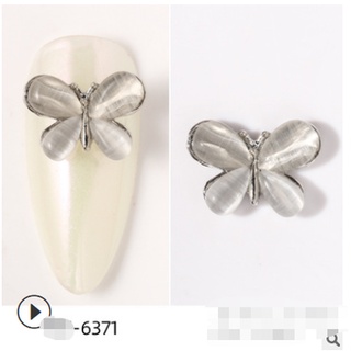 charm buom trang trí nail