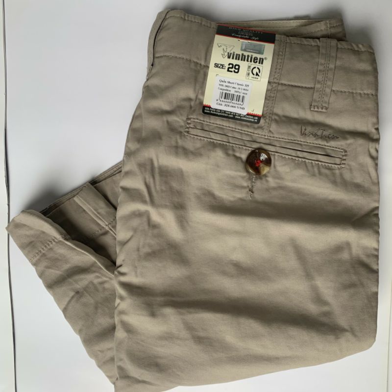 Quần sooc kaki nam Vĩnh Tiến dáng classic.