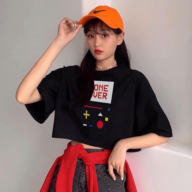 (ẢNH THẬT) Áo croptop tay ngắn in hình Gone Over 2 màu (trắng/đen)