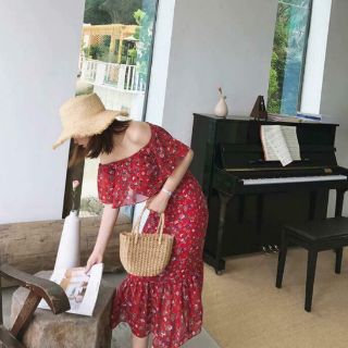Maxi hoa trễ vai