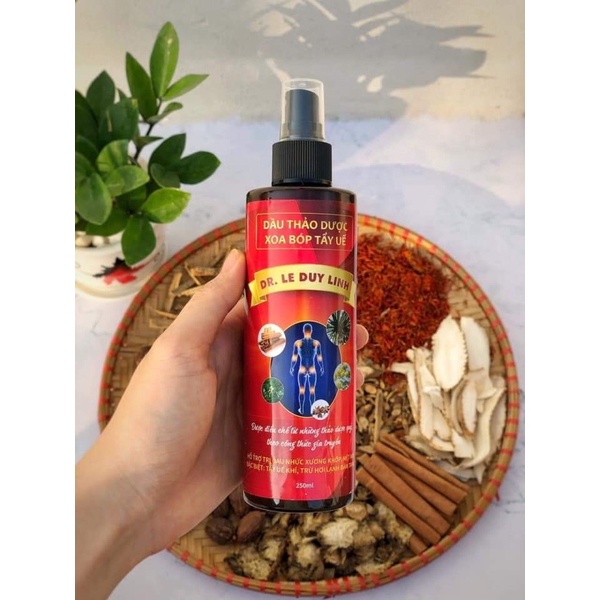 Dầu thảo dược tẩy uế Dr Lê Duy Linh 250ml