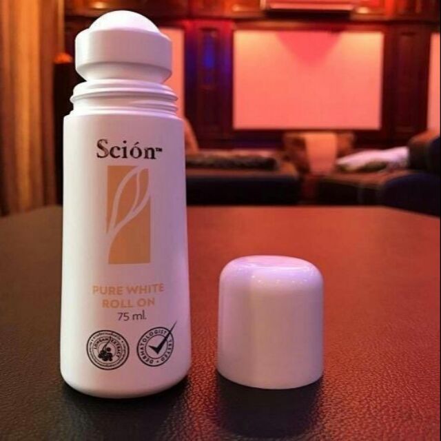 Lăn khử mùi Scion
