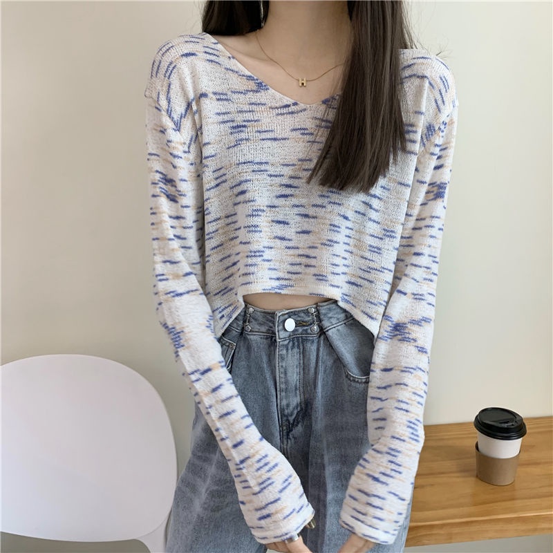 MỚI Áo len dài tay cổ chữ V họa tiết sọc cầu vồng cho nữ | BigBuy360 - bigbuy360.vn