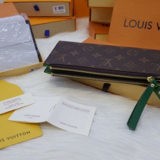 Ví hoa nâu 2 khóa size 20 fullbox
