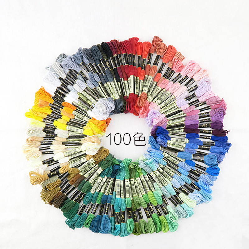 Cuộn Chỉ Thêu 50 / 100 Màu Sắc