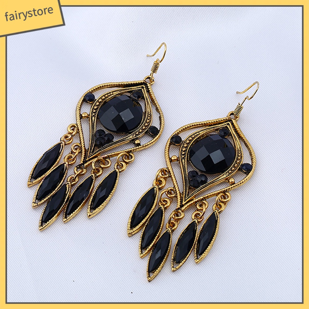 Khuyên Tai Dáng Dài Phối Tua Rua Phong Cách Bohemian