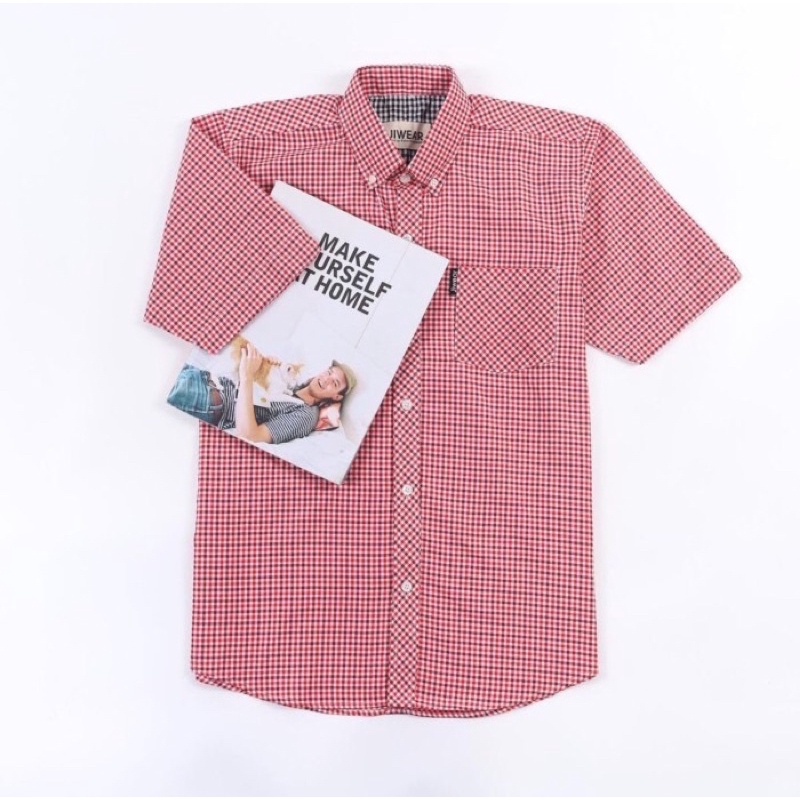 Nút áo màu đỏ dòng Bons Series từ Jiwear