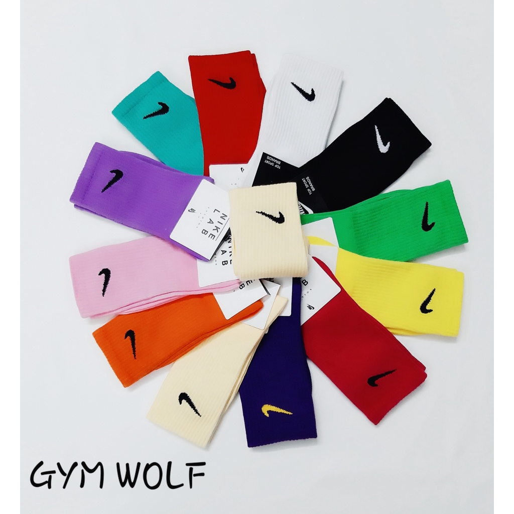 Vớ dệt kim Nike cao cổ Nam Nữ phong cách thể thao, trẻ trung và năng động.