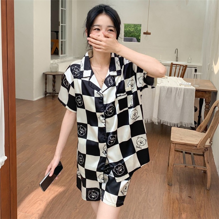 Bộ Đồ Ngủ Tay Ngắn Bằng Lụa Satin In Họa Tiết Da Báo Thời Trang Hàn Quốc Cho Nữ