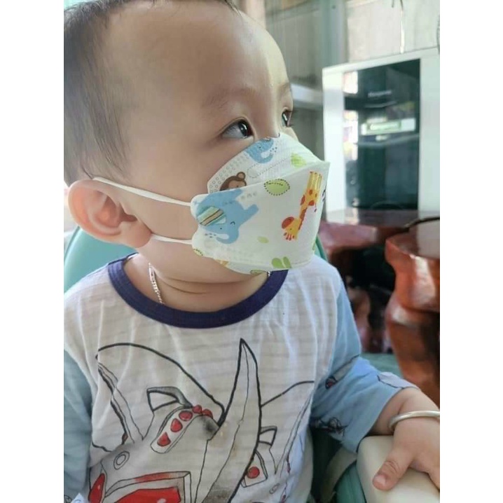 Khẩu Trang Y Tế KF94 4D Túi 10 Cái Rất Tiện Lợi