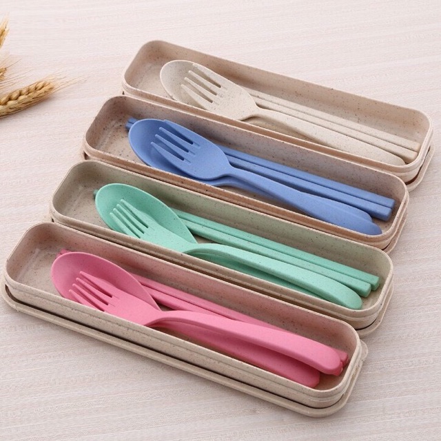 Bộ 3 Đũa Thìa Muỗng Nĩa Lúa Mạch Kèm Hộp Đựng