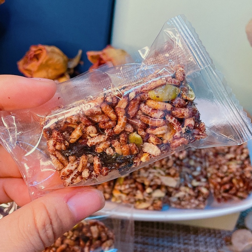 Thanh Gạo Lứt Rong Biển Mix Hạt Dinh Dưỡng YOLO FOOD 100g- 250g