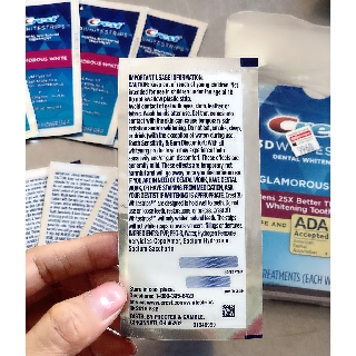 Miếng dán trắng răng Crest 3D White Whitestrips
