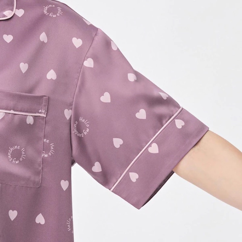 Bộ quần áo cộc pyjama nữ in hình trái tim dễ thương của GU - Nhật Bản