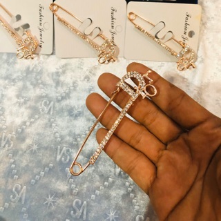 📌📌📌CÀI ÁO SANG - XINH 📌📌📌. Kim tây đính đá . KT 2x7