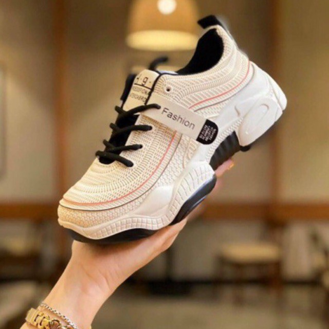 Giày thể thao ulzzang nữ đế cao, giày thể thao Funaiki nữ 2 màu đen trắng hot trend 2021 mã M002