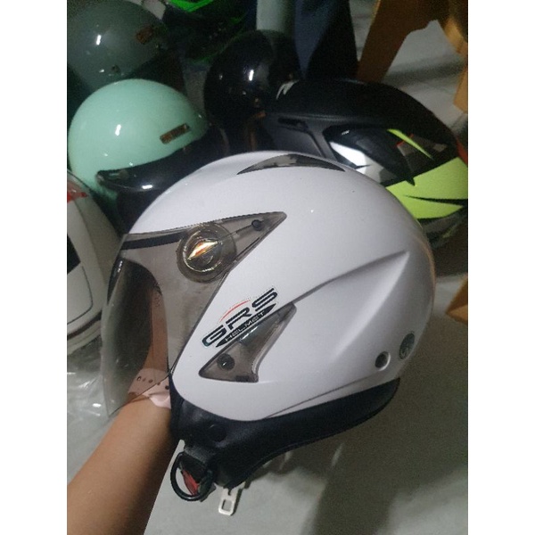 Nón bảo hiểm 3/4 GRS kính chống lóa ( 2hand) chính hãng