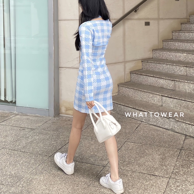 Cardigan croptop và váy dệt kim halter kẻ caro 2 màu xanh và đen