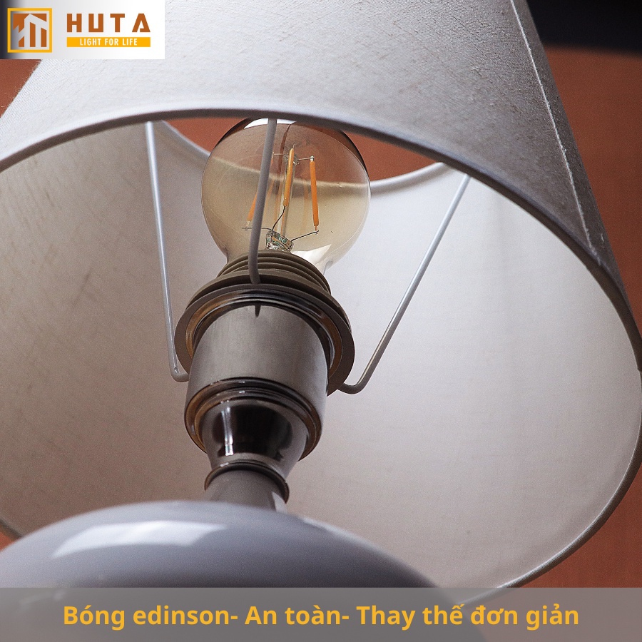Đèn Ngủ Để Bàn Điều Chỉnh Độ Sáng Thân Thép, Ánh Sáng Led Vàng, Dùng Decor Phòng Ngủ, Đặt Đầu Giường, Mã T4
