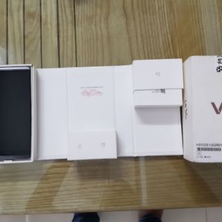 LG V20
