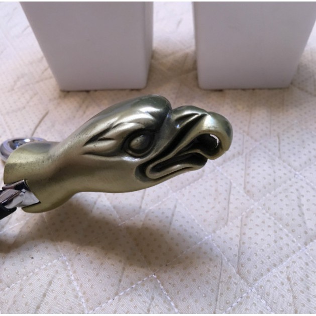 Ná Cao su bằng sắt đầu đại bàng kèm dây