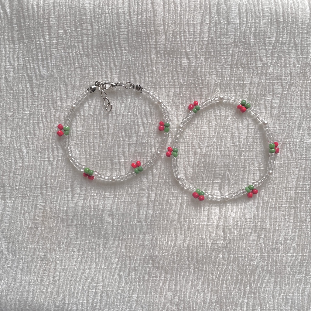 Vòng hạt cườm mẫu trái cherry