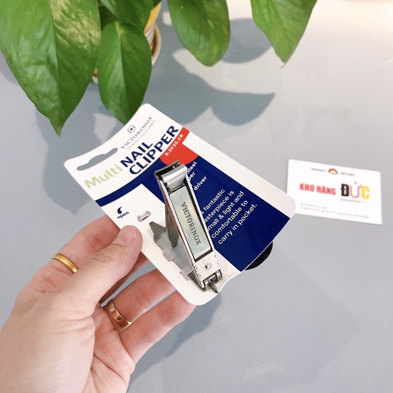 Dụng cụ cắt móng tay Victorinox Nail Clipper