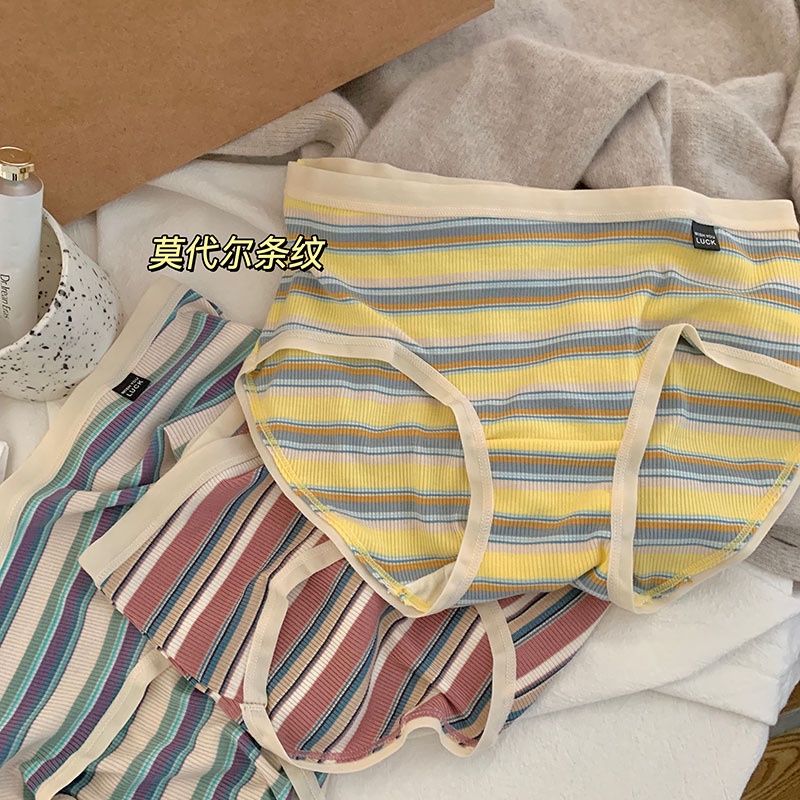 Quần Lót Lưng Vừa Kẻ Sọc Ngang Dễ Thương Cho Nữ