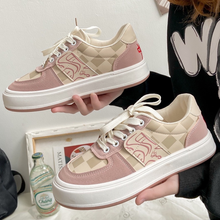 Giày nữ ulzzang đế độn Họa tiết caro đế bánh mì màu mới Hot Trend 2022 - ℂ𝔸𝕄𝕊𝕋𝕆ℝ𝔼