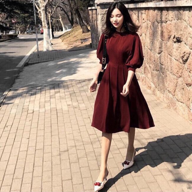 Váy nhung đỏ