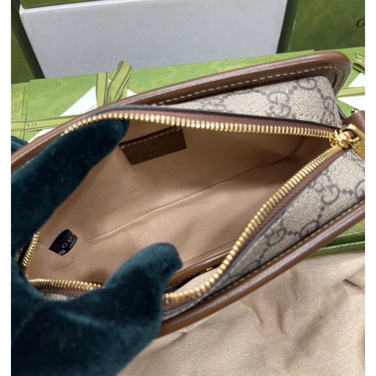 Túi xách Gucci size 22cm