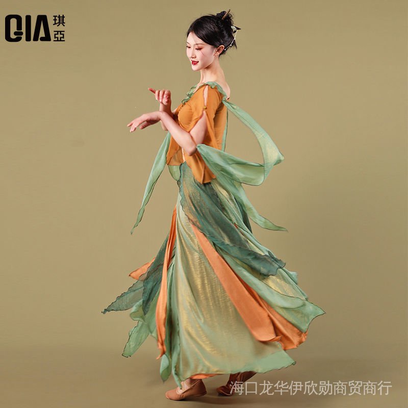 Đầm Sườn Xám Phối Khăn Choàng Chống Chói Hóa Trang Cổ Điển Cho Nữ Vải May Vá Chuyên Dụng Chất Lượng Cao