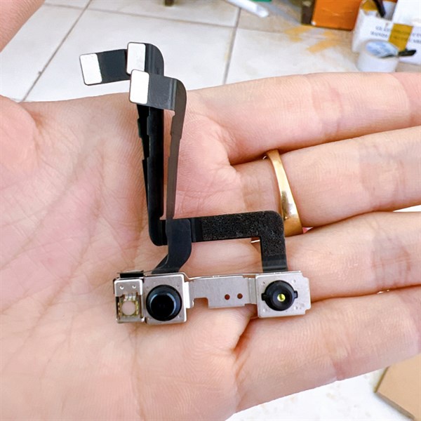 Dây camera trước , cảm biến Face ID táo ai phôn 11 Promax zin máy