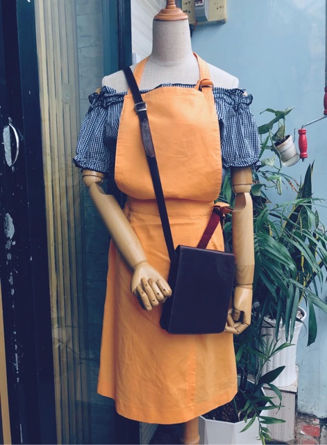 Yếm màu sắc trẻ trung