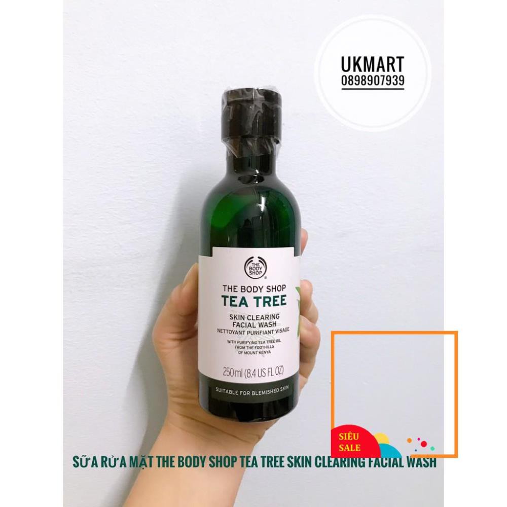 Sữa rửa mặt sạch BỤI BẨN VÀ BÃ NHỜN The Body Shop Tea Tree Skin Clearing Facial Wash