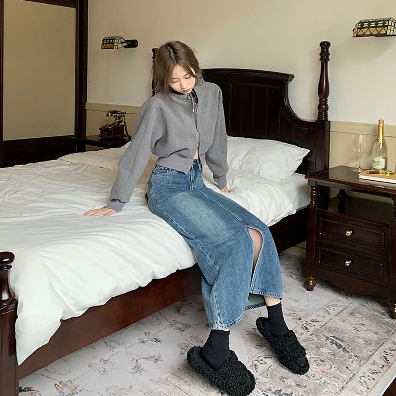 COZOKC COZOK Chân váy jean COZOK dáng chữ A lưng cao thiết kế xẻ tà phong cách retro thời trang